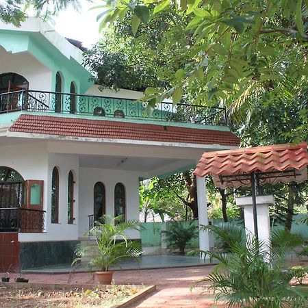 Shalom Dream Home Candolim Esterno foto