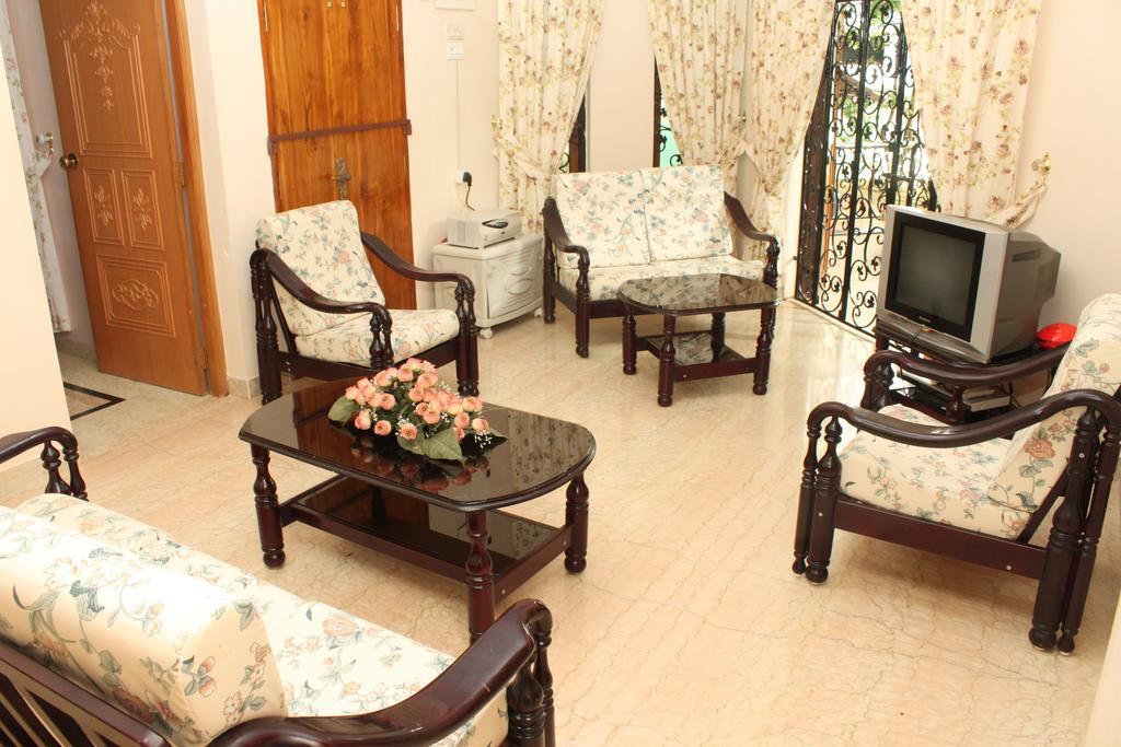 Shalom Dream Home Candolim Esterno foto